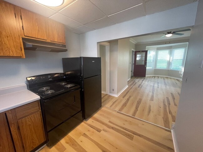 9 Daniels Ave Unit 1