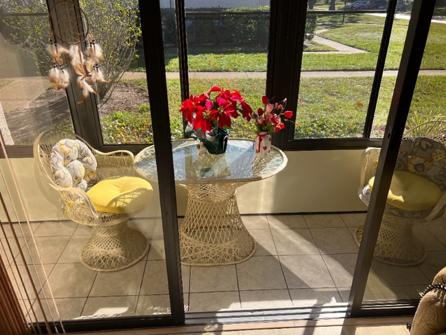 Photo - 2699 Pine Ridge Way E Unidad G