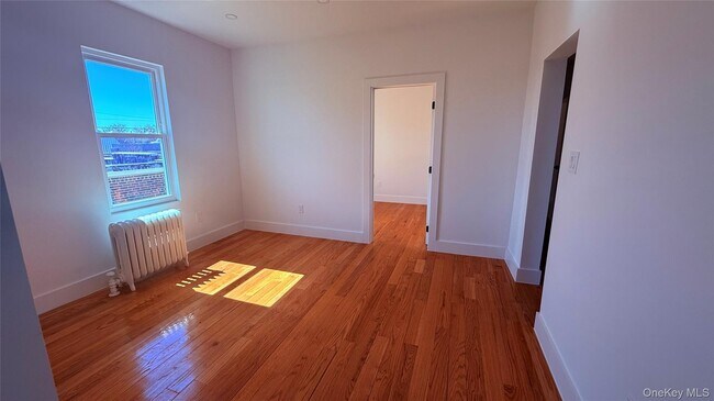 Photo - 87-11 123rd St