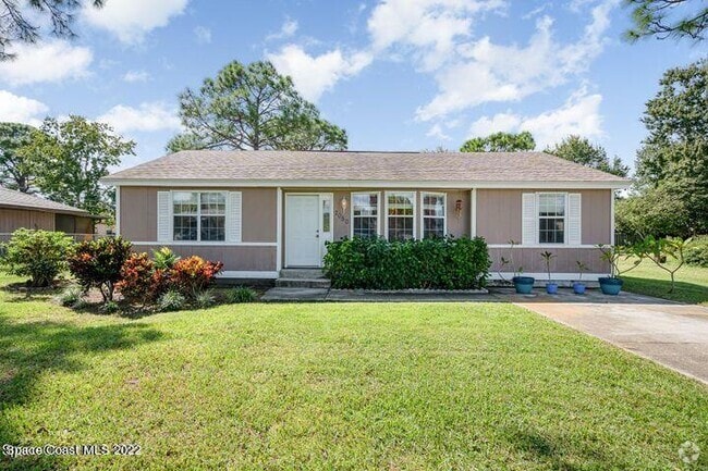 Building Photo - 7050 Bismark Rd Rental