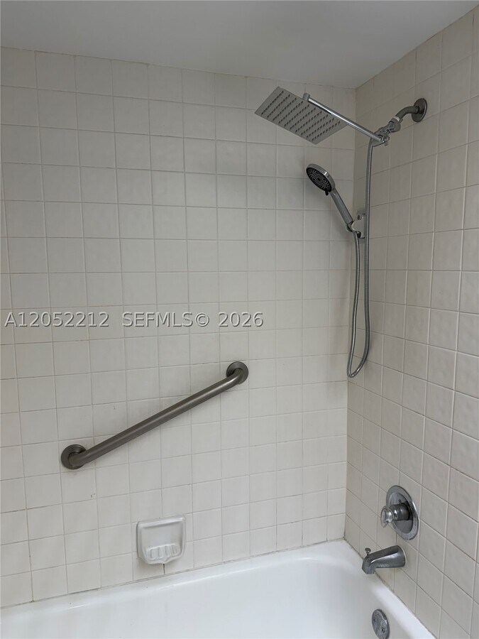 Photo - 1000 SW 125th Ave Unit 402N