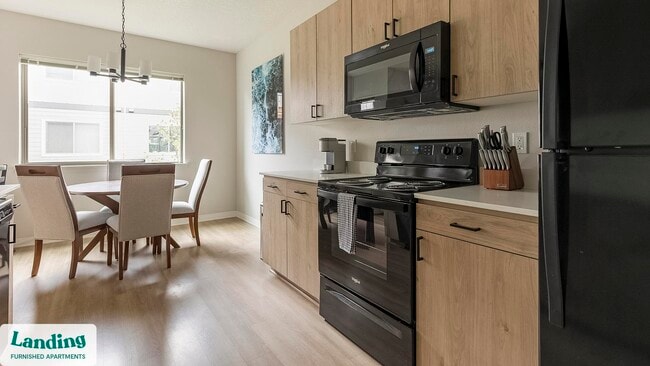 Building Photo - 2145 Molalla Rd Unit G304.1411541