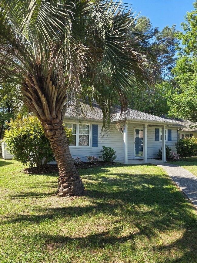 Building Photo - 6635 W Sweetbriar Trl