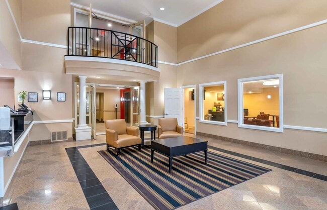 Furnished Studio-Columbus - Tuttle