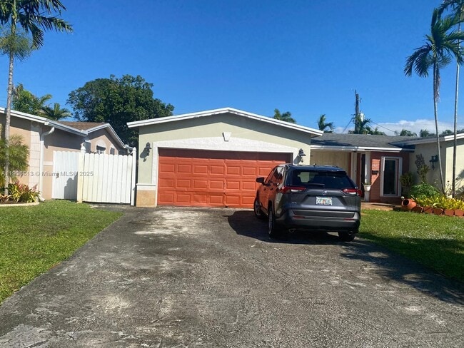 Building Photo - 7321 Grandview Blvd Unit 1