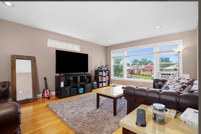 Photo - 7651 W Addison St Unit 1w