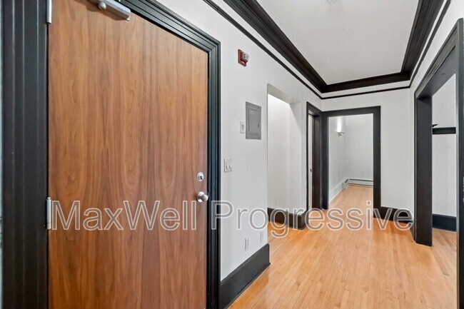 Photo - 9955-9114 114 St NW Unit 201