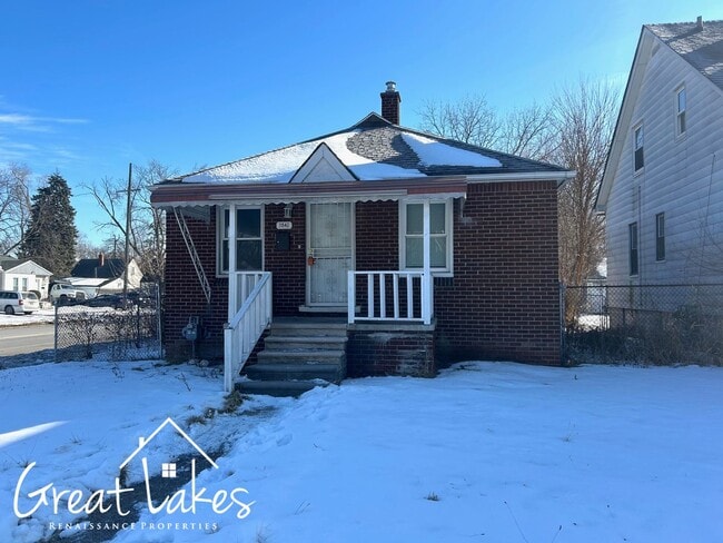 Building Photo - Charming 2 Bedroom 1 Bathroom now available for rent