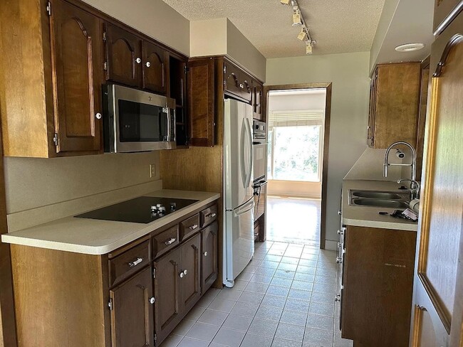 Photo - 5528 Merritt Cir