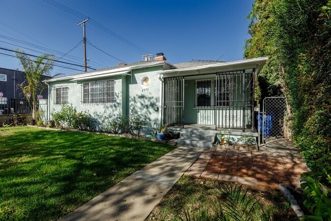 Photo - Charming 3-Bedroom Home in Cheviot Hills –...