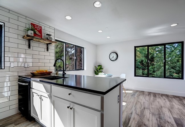 Photo - Gallaway Apartments