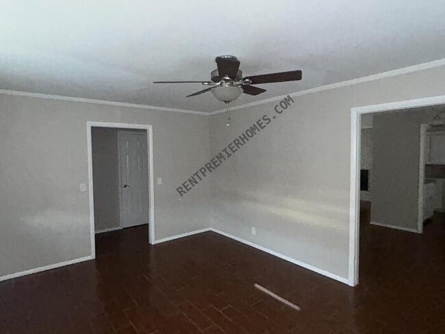 Photo - 5406 E 25th Pl