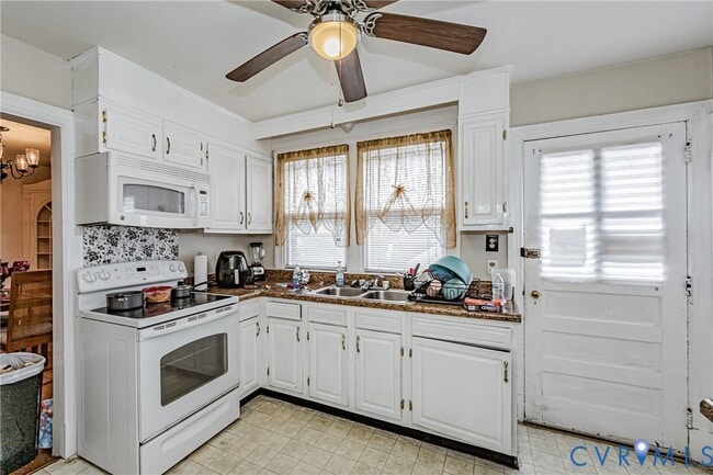 Photo - 1022 W 48th St