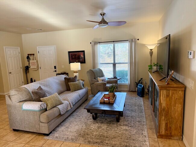 Photo - 1244 N Lewis Ave