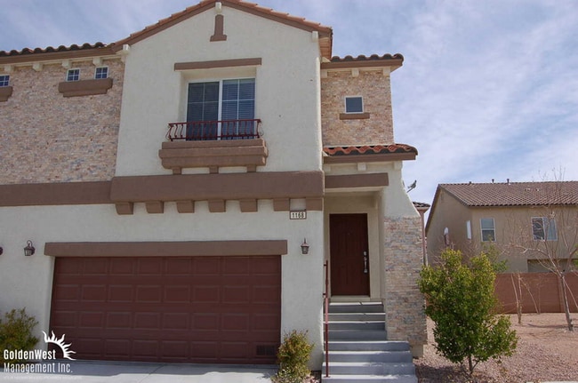 Photo - Gorgeous 2Bdm 2.5Ba Townhome with a Loft in Gated Community