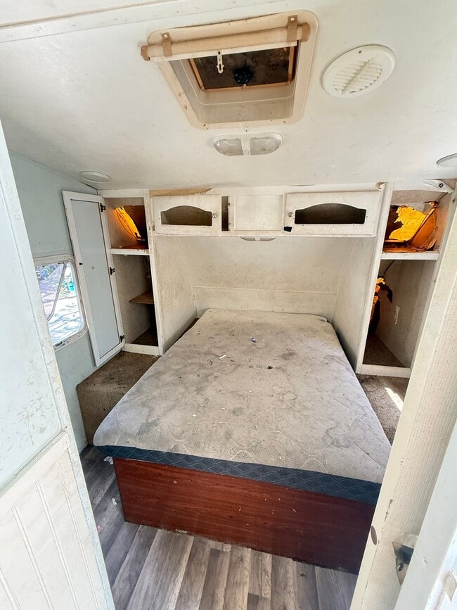 Photo - 622 N Beach St