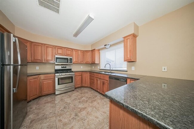 Photo - 1141 SW 132nd St