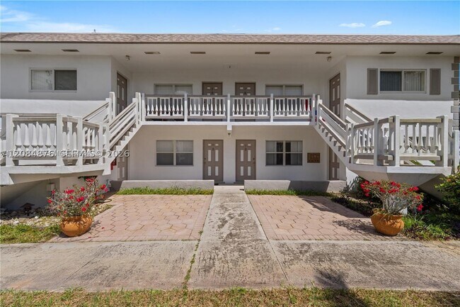 Photo - 5207 SW 91st Terrace Unit 7