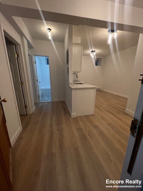 Photo - 111 Norway St Unidad D9