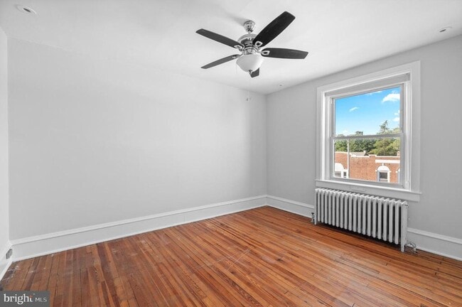 Photo - 834 W Lancaster Ave Unit 3F