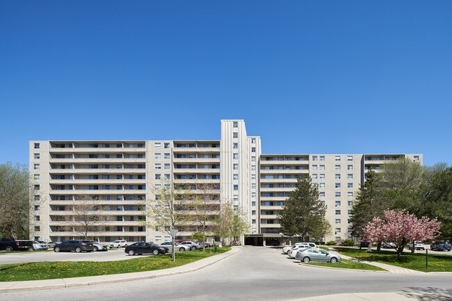 Photo - 115 Cherryhill Blvd