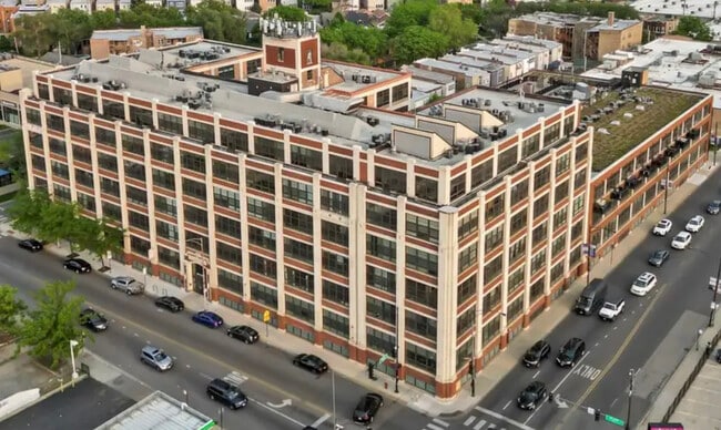 Building Photo - 3963 W Belmont Ave