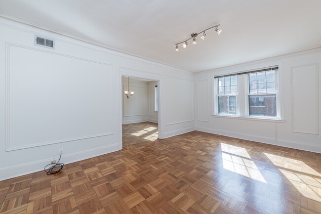 Photo - 7515 Buckingham Dr Unit 2S