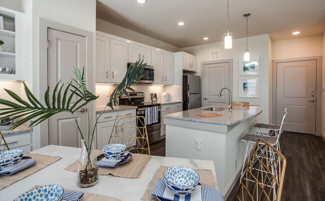 Photo - THE MARK ON SOLON