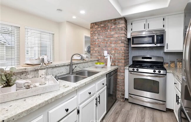 Photo - 5920 Bedford Ct Unidad The Villages Condominiums