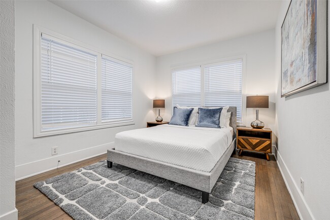 Photo - 605 Bomar St Unit 1