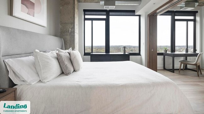 Photo - 5201 Leesburg Pike Unit 1042