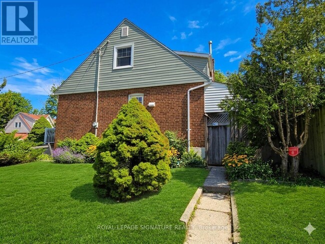 Photo - 1 Milne Ave