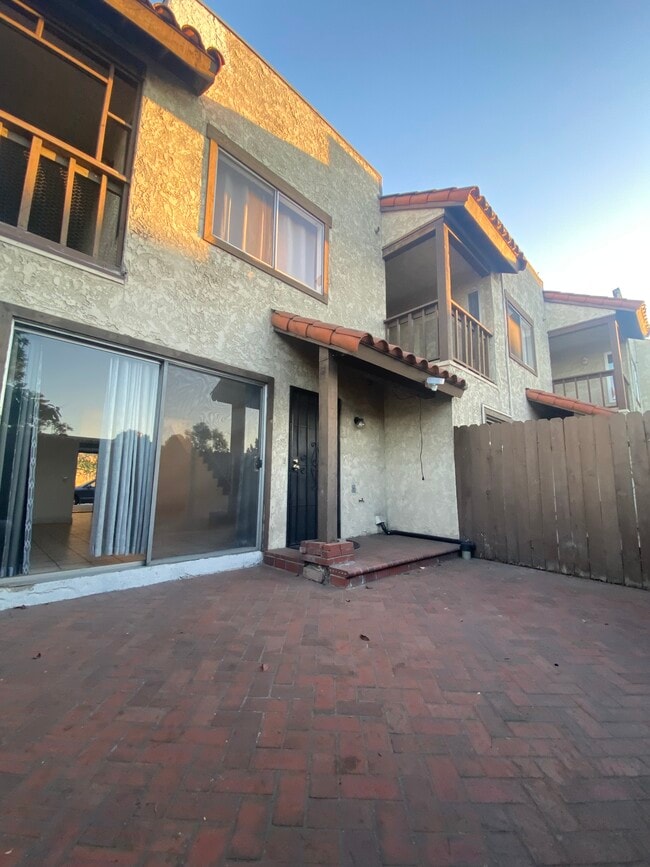 Building Photo - 13191 Newland St Unit 1 Rental
