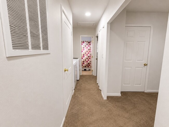 Photo - 10010 Donau Ln
