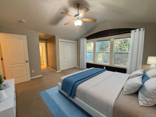 Photo - 3409 Korbel St