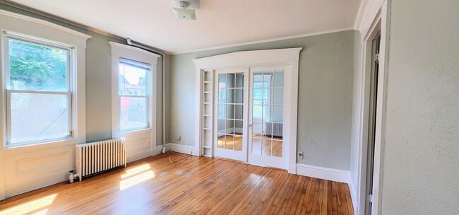 Photo - 57 Parker St Unidad 1st floor