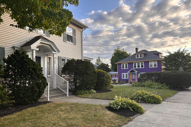 Photo - 100 Ridge St
