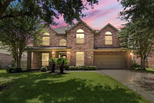 Building Photo - 21811 Honeysuckle Grove Ln