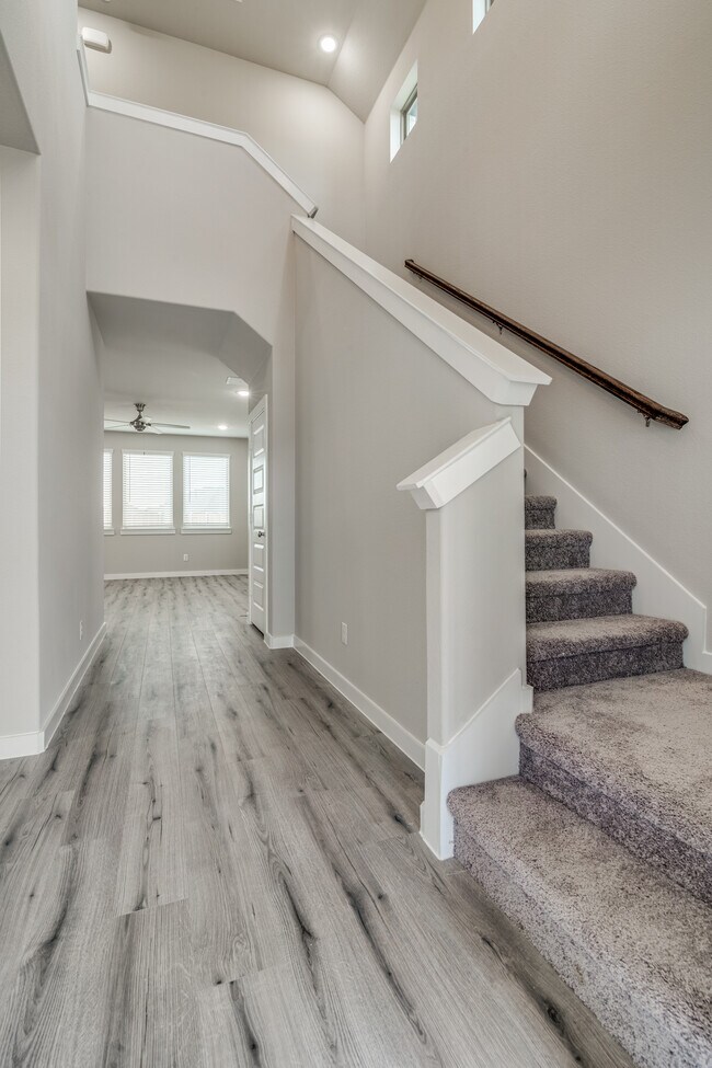 Photo - 2808 Spring Side Dr