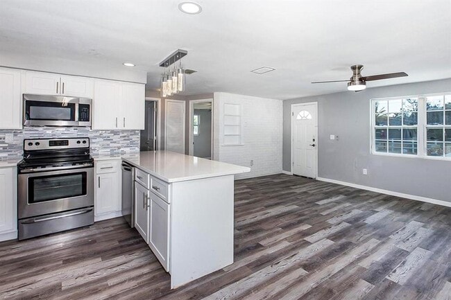 Photo - 3549 Winder Dr