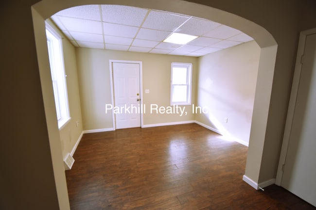 Photo - 508 Broad St