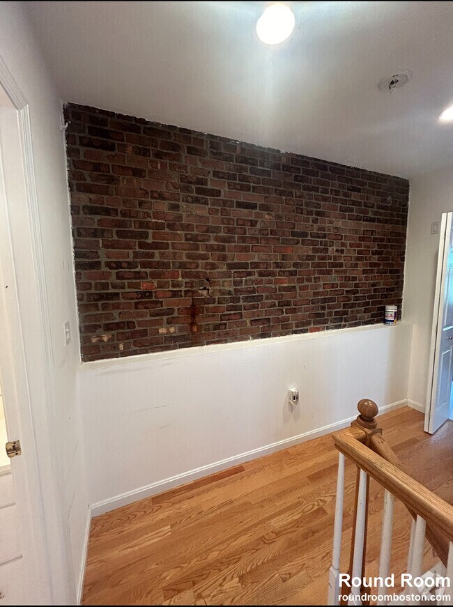 Building Photo - 30 Cameron St Unit 7 Rental