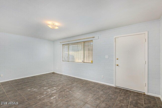 2226 W Heatherbrae Dr Unit 2