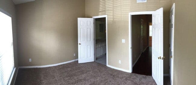 Photo - 8412 Thornbush Court