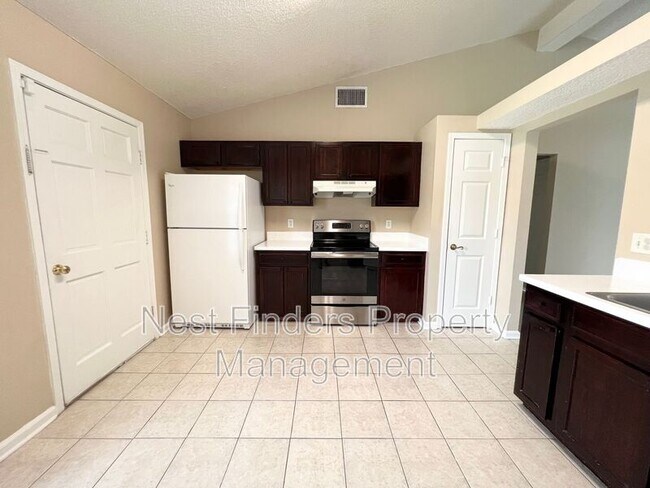 Photo - 4500 Bentley Trace Ln E