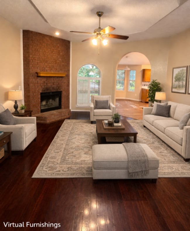 Photo - AVAILABLE MID MAY ; APPLY TODAY ON OUR WEBSITE!!!