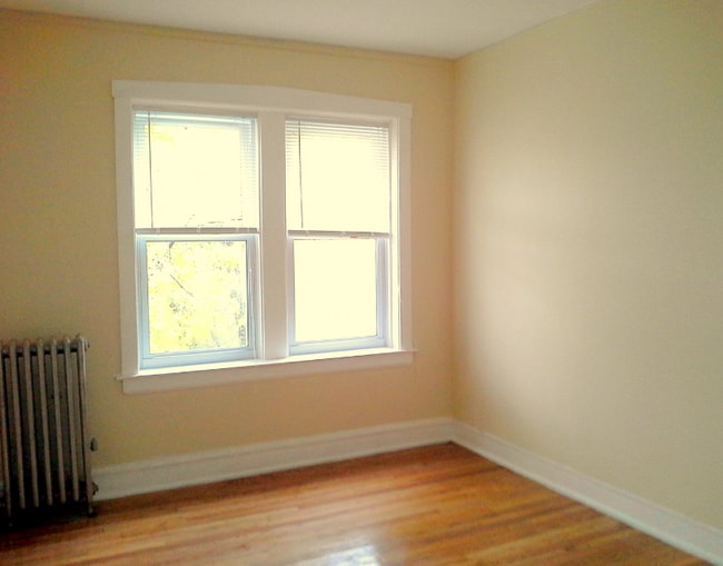 Photo - 4022 W Melrose St Unit 3