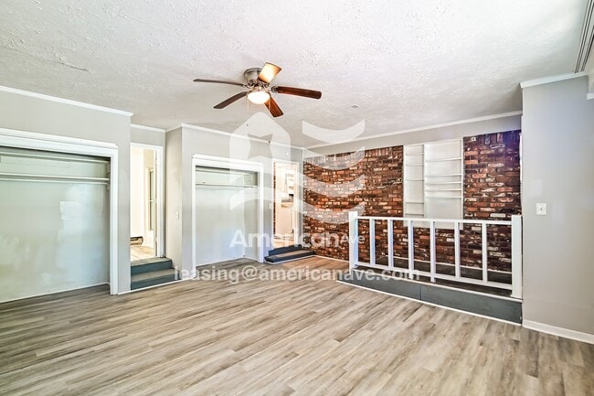 Photo - 57 Newport Dr