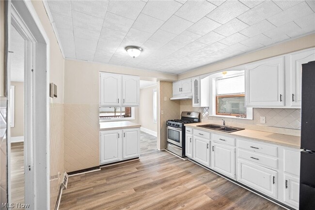 Photo - 153 Henry St