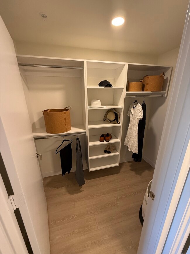 Photo - 2551 NE 195th St Unit B8